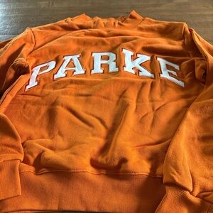NWT Parke Sweatshirt S/M!